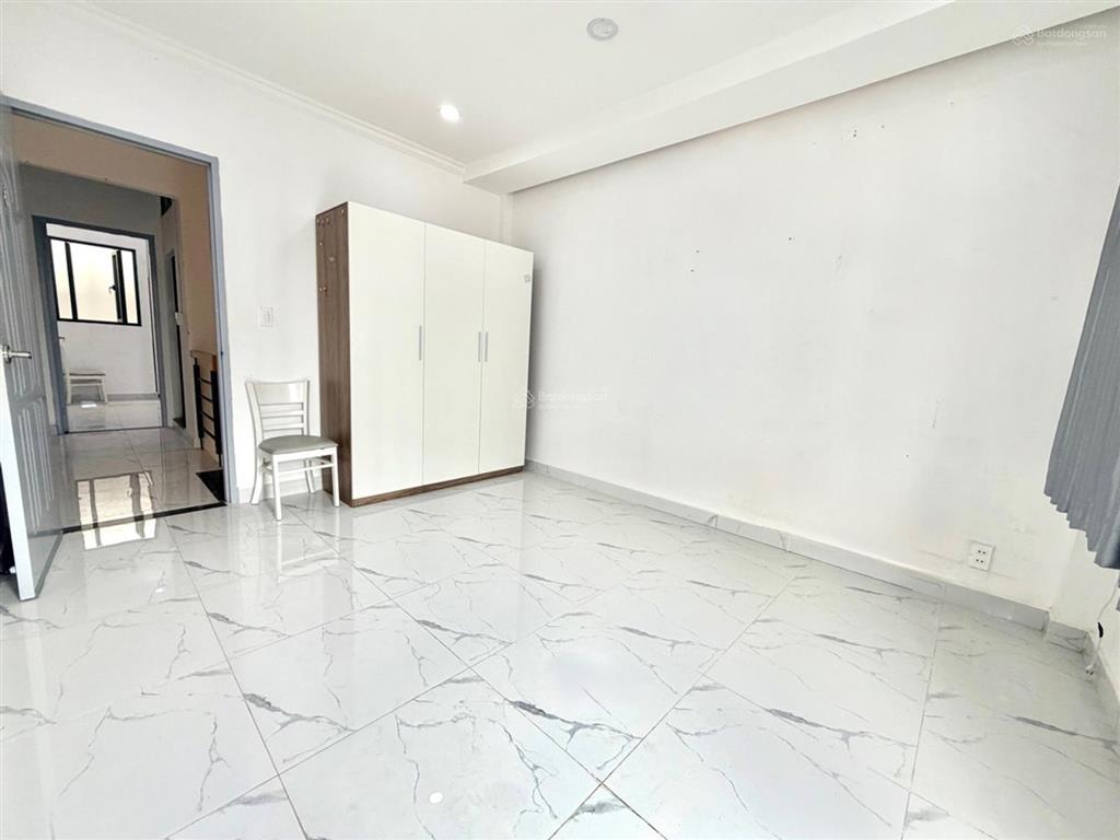 Nhà hiếm,giá tốt, 7 tỷ với 52m2 , trung tâm phú nhuận