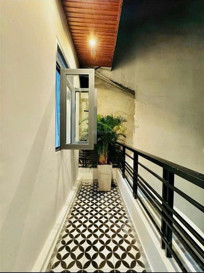 Nhà hiếm,giá tốt, 7 tỷ với 52m2 , trung tâm phú nhuận