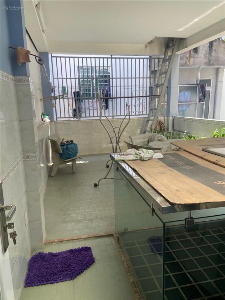 80m2  hẻm xe hơi phan văn trị. sát bên bình thạnh