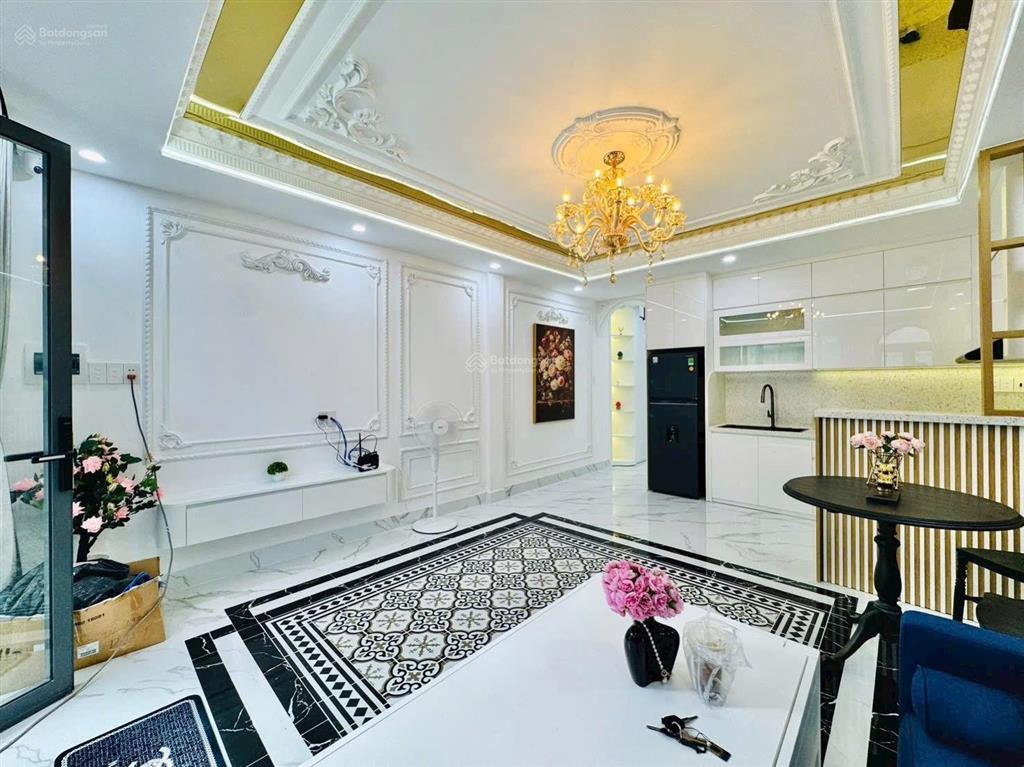 Nhà mới phú nhuận 43m², 3 phòng ngủ, phân khúc 6 tỷ