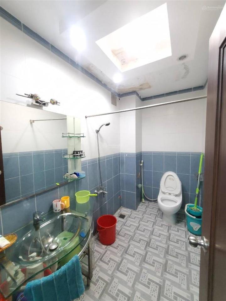 Trung tâm phú nhuận, chỉ 150 triệu/m2, ngang hiếm 5.5m. hẻm xe hơi