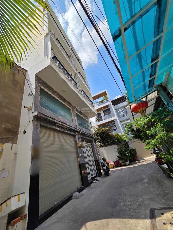 Giá tốt. ngang 5m vuông vức, hẻm 3.5m sát mặt tiền. khu vực dân trí