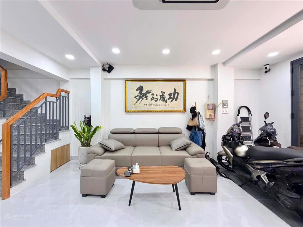 Khu vực hiếm nhà bán, kế bên quận 1, đường điện biên phủ