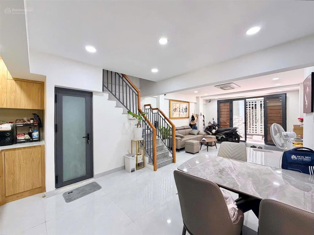 Khu vực hiếm nhà bán, kế bên quận 1, đường điện biên phủ