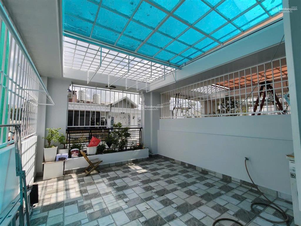 Nhà đẹp sát bên bv 175, đại học công nghiệp. khu dân trí cao