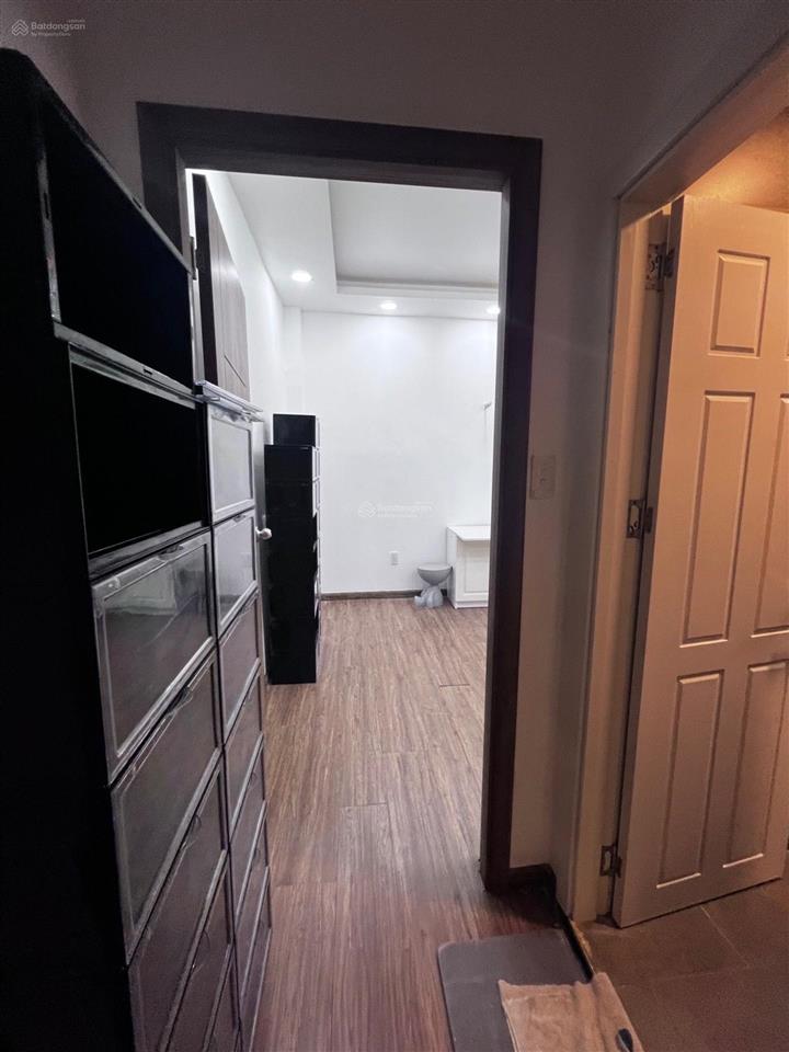 Bán nhà vị trí đẹp đường đặng văn ngữ, phú nhuận, sát mặt tiền