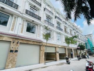 Bán khu nhà phố ven sông  quốc lộ 13