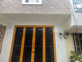 Nhà riêng đường hòa bình, tân phú, gần đầm sen, 32m2, gần hẻm xe hơi, nhỉnh 5 tỷ