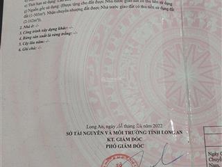 Chính chủ bán gấp 1 lô đất (ngang 4mdài 27m) ở mặt đường rộng 8m, gần chợ long cang, giá 900 triệu