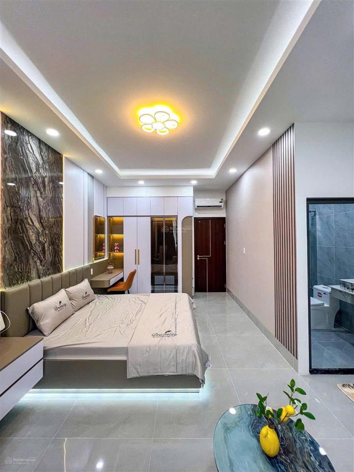 Bán nhà 2 lầu 6x20. giá 850 triệu. ngay khu dân cư intresco 13e. gần chợ, trường học, gần bệnh viện