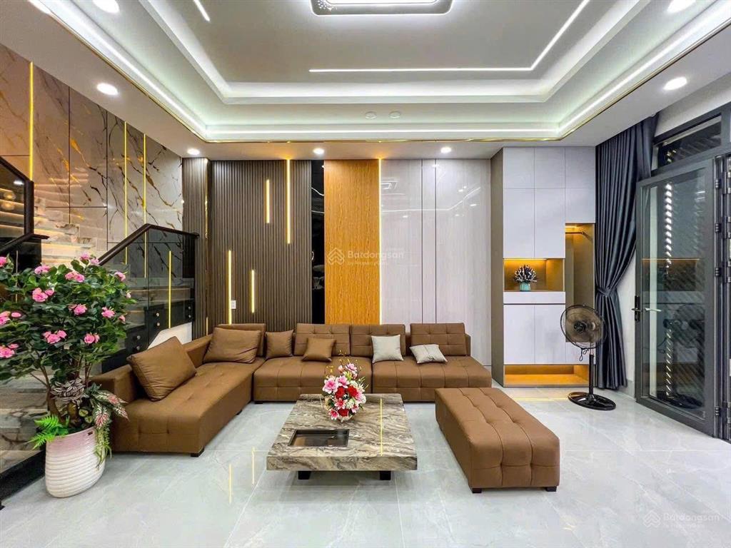 Ngân hàng sacombank thanh lý nhà 5x22m, giá 1 tỷ 250tr, ở đường lý phục man, đang cho thuê 14 tr.