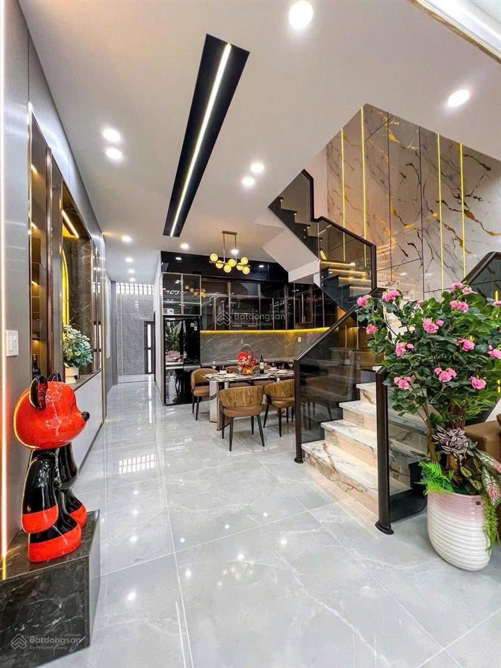 Ngân hàng sacombank thanh lý nhà 5x22m, giá 1 tỷ 250tr, ở đường lý phục man, đang cho thuê 14 tr.