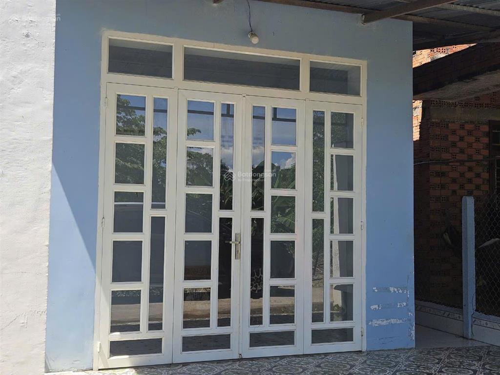 Bán gấp nhà ngay đt 784, 100m2 sổ hồng riêng, 2pn, chỉ 560tr hết nhà đất