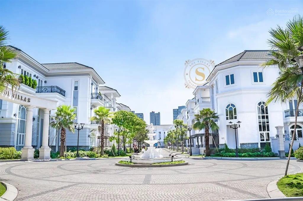 Cần bán gấp biệt thự đơn lập ven sông q2