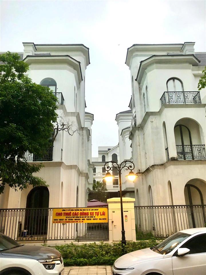 Chuyển nhượng biệt thự song lập sao biển 1615, 77.4m2 giá 34 tỷ.