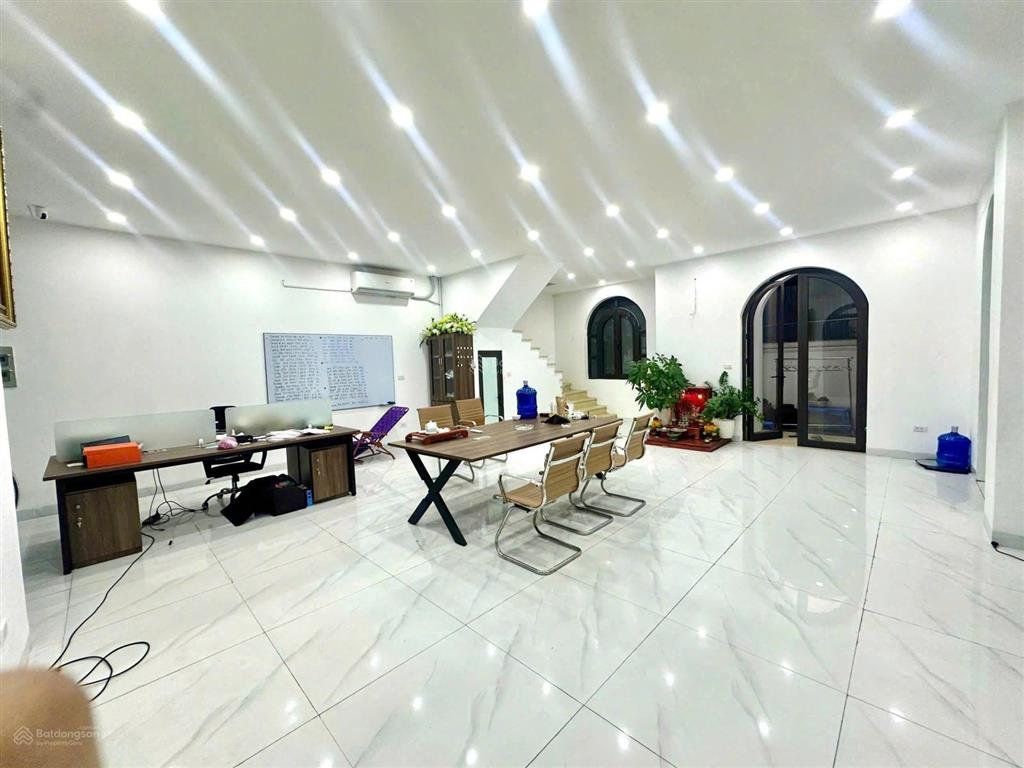 Chuyển nhượng biệt thự song lập sao biển 1615, 77.4m2 giá 34 tỷ.