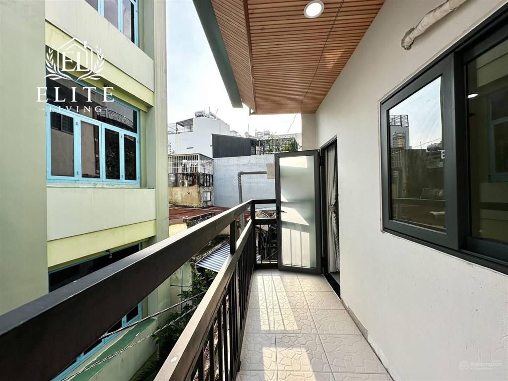 Phòng ban công 30m2 thành thái quận 10 ngay vạn hạnh mall, ueh, huflit, bệnh viện nhân dân 115