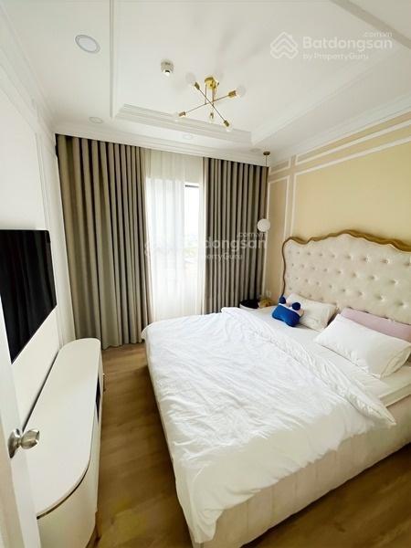 Bán ch hoàng quốc việt 68m2 2pn 2wc