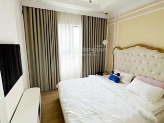 Bán ch hoàng quốc việt 68m2 2pn 2wc