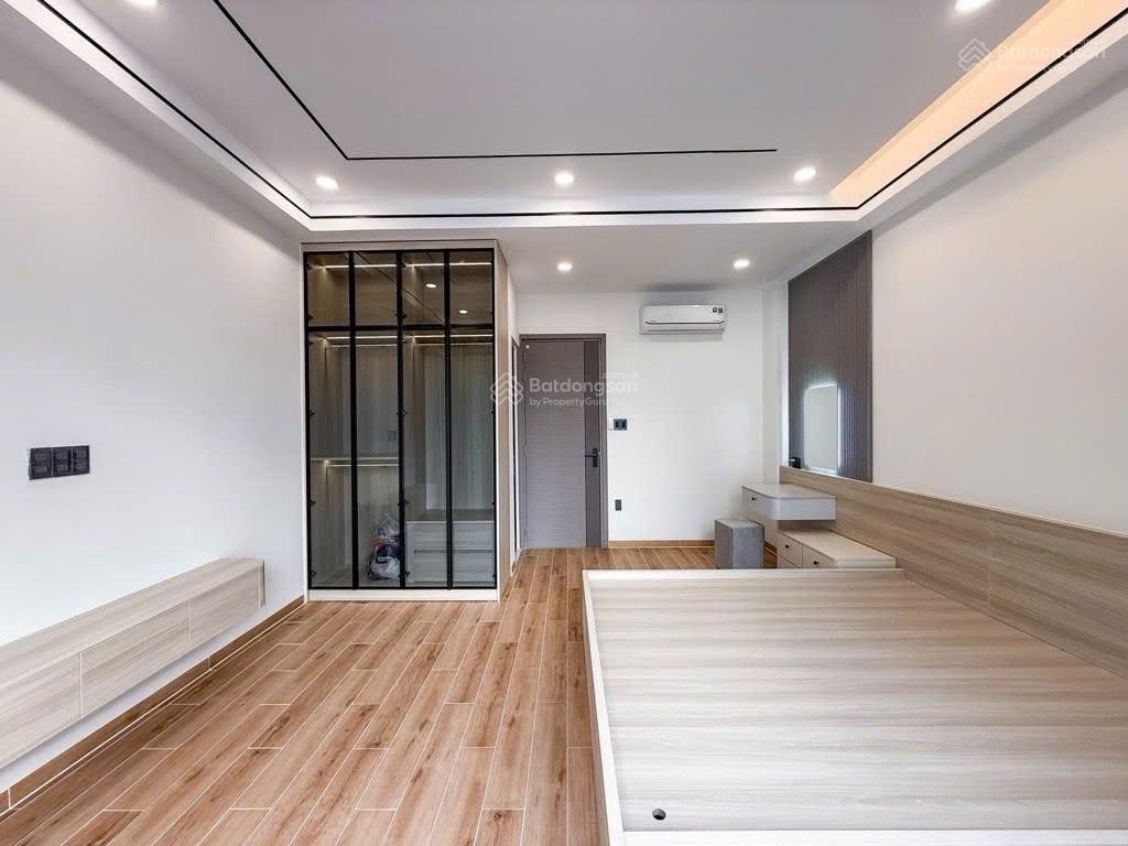 Hẻm 33 ngay phan xích long  23 phòng  7 tầng, thang máy, ô tô 7c đậu cửa  26.2 tỷ (tl)