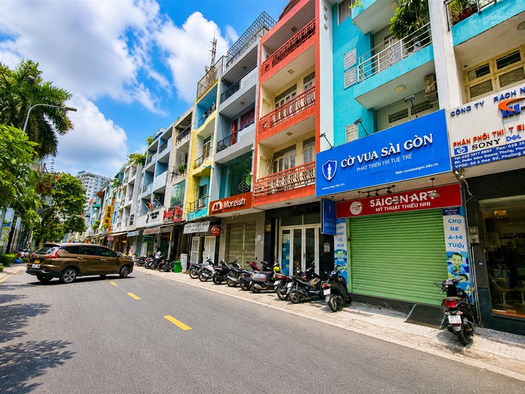 Mt hoa sứ nhỉnh  tuyến chính kết nối ra phan xích long, hợp kd & văn phòng! duy nhất 1 căn nhà