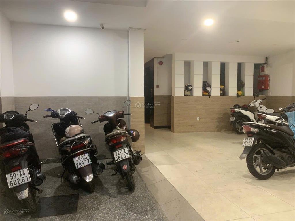 Ngang 8,3m, 140 triệu/tháng  7 tầng, 23 phòng  hxh giáp phan xích long