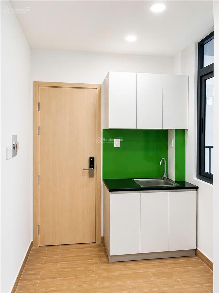 Bán căn hộ dịch vụ 22,5 tỷ nở hậu  700m² sàn  hđt 110 triệu (8 năm) ngay ngã 4 phú nhuận