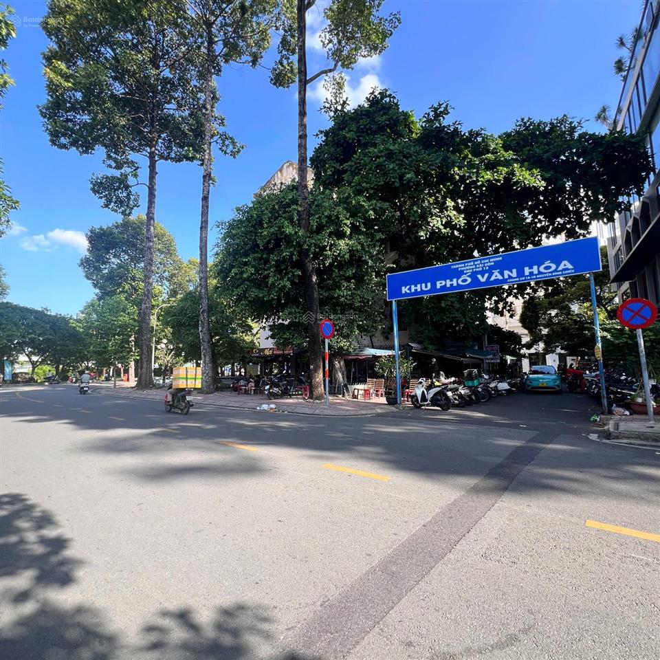Bán nhà 5 tầng đối diện thảo cầm viên | 71,9m² ngang gần 6m | xây 5 tầng nội thất sang trọng