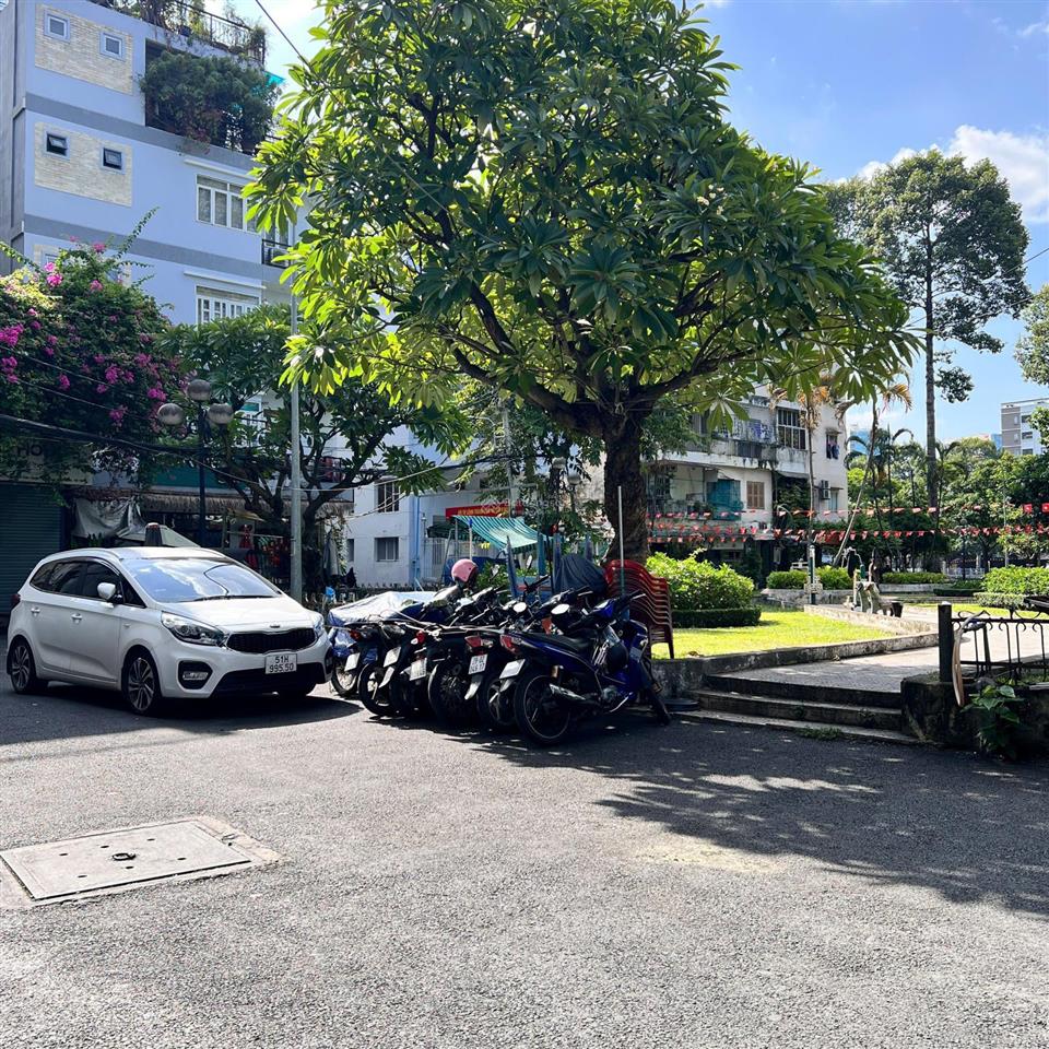 Bán nhà 5 tầng đối diện thảo cầm viên | 71,9m² ngang gần 6m | xây 5 tầng nội thất sang trọng