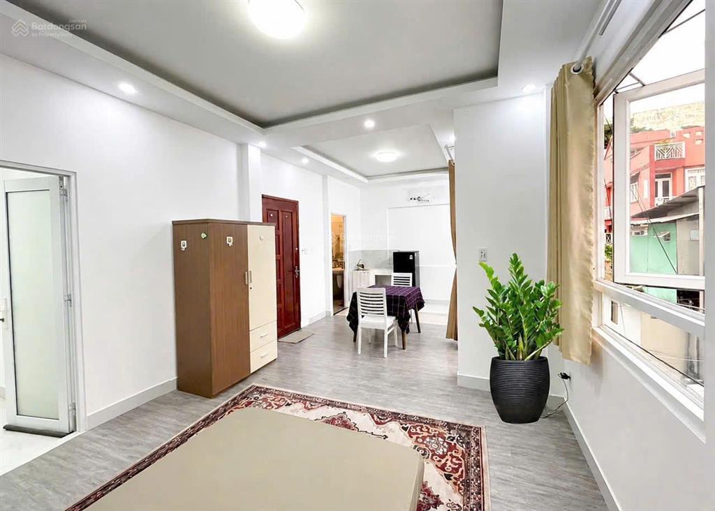 Bán nhà ngang 7m phan đăng lưu  phú nhuận, 5 tầng nội thất sang trọng, công năng trọn vẹn gia đình