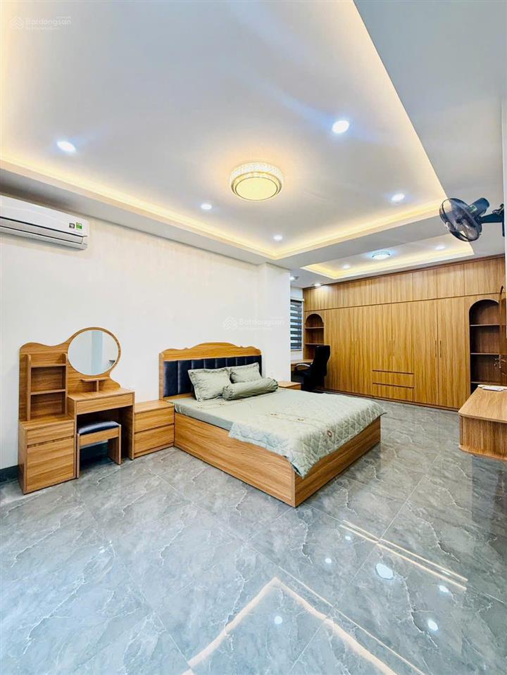 Bán nhà mt gần trường trần huy liệu, 6,5m x 8m vuông đẹp 5 tầng, thang máy chỉ 15,5 tỷ