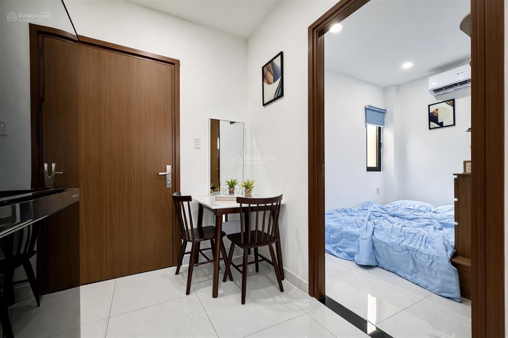 Tòa chdv ngay phan xích long, 127m2 x 6 tầng thang máy vivu  11 phòng chdv, dòng tiền ~125tr/tháng