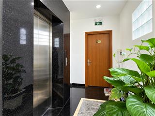 Tòa chdv ngay phan xích long, 127m2 x 6 tầng thang máy vivu  11 phòng chdv, dòng tiền ~125tr/tháng