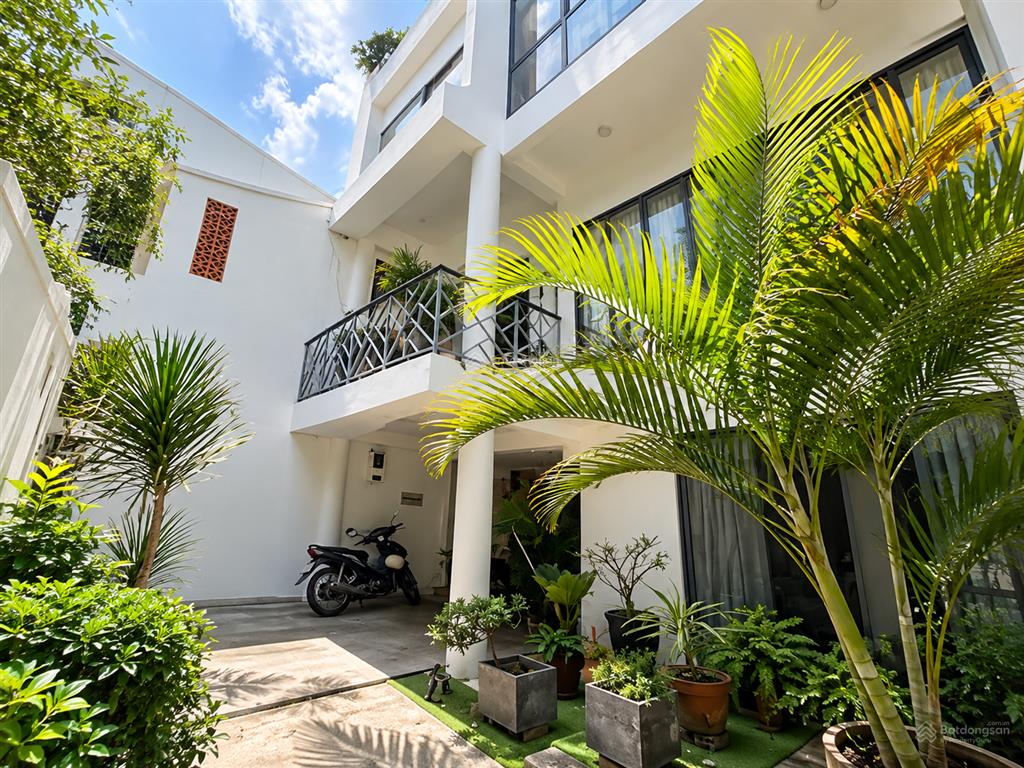 Hot! nhà phồ vườn 27 tỷ hoàng văn thụ, pn  ngang 7m, 157m² công nhận 4 tầng full nội thất cao cấp