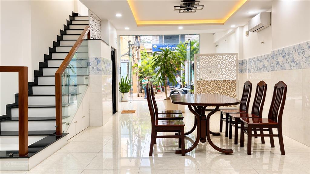 Nhà 2mt ngay phan xích long, 2 ô tô đỗ nhà, ngang 5m xây 5 tầng  giảm về 14,9 tỷ bán gấp