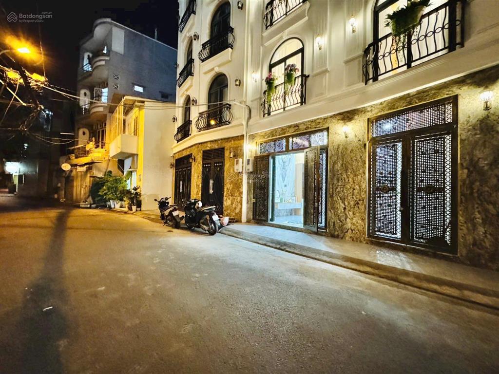 Như căn hộ luxury! nhà mt 4 tầng vuông vức  6,5 x 7m  máy lạnh thang máy đầy đủ chỉ 13,8 tỷ