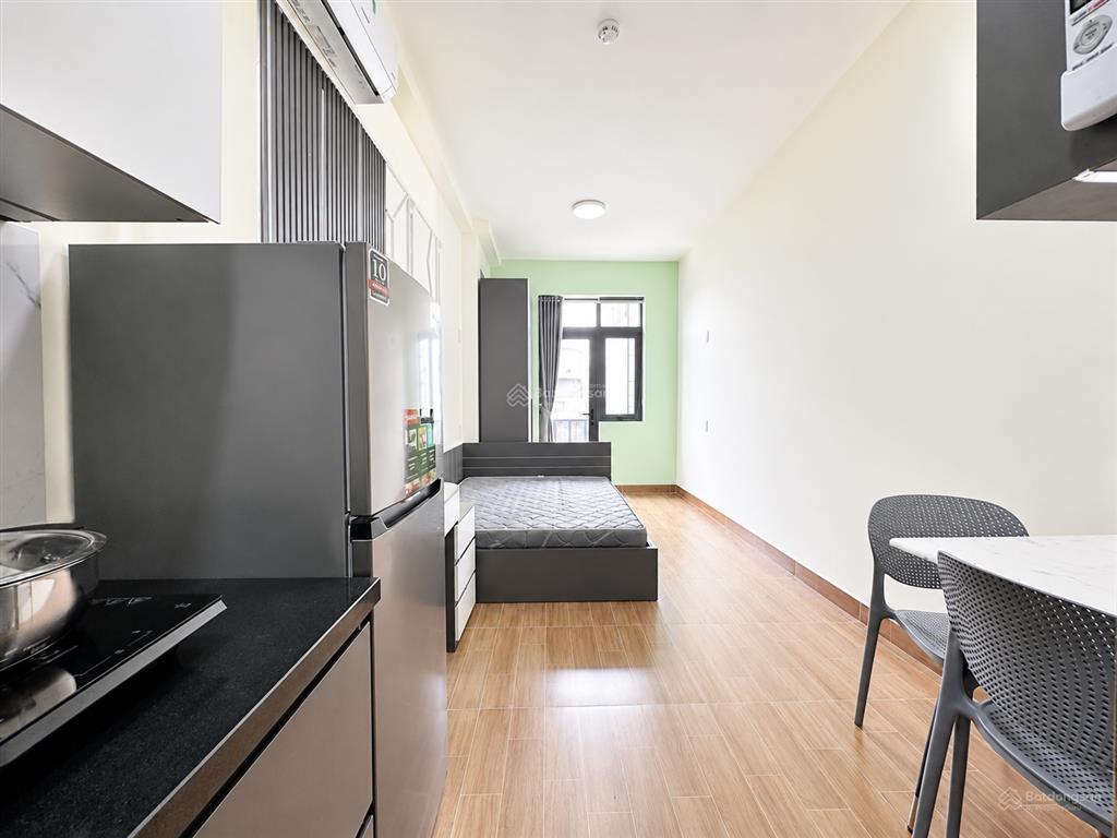 Hẻm trước nhà 7m | 5,6m x 18m vuông đẹp, xây dựng 14 phòng| chdv dòng tiền phan xích long