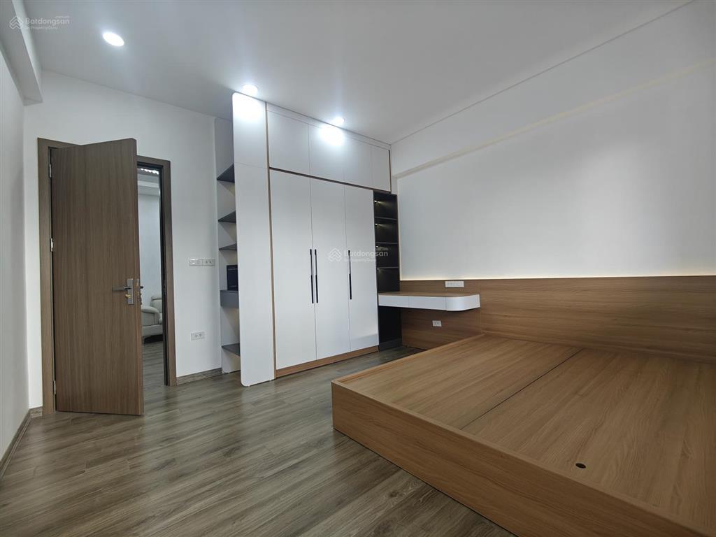 Căn hộ tòa b5 nguyễn cơ thạch, mỹ đình. 87m2 3n 2vs gần full nội thất mới. sổ đỏ giá tốt