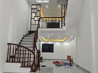 Nhà mới phân lô, đường thông, ô tô đỗ cửa 55m2 x 5 tầng tại đông mỹ, thanh trì, giá 7,5 tỷ