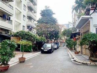 Nhỉnh 300tr trung tâm cầu giấy phân lô vỉa hè oto tránh 2 thoáng trước sau đường thông tứ ngả