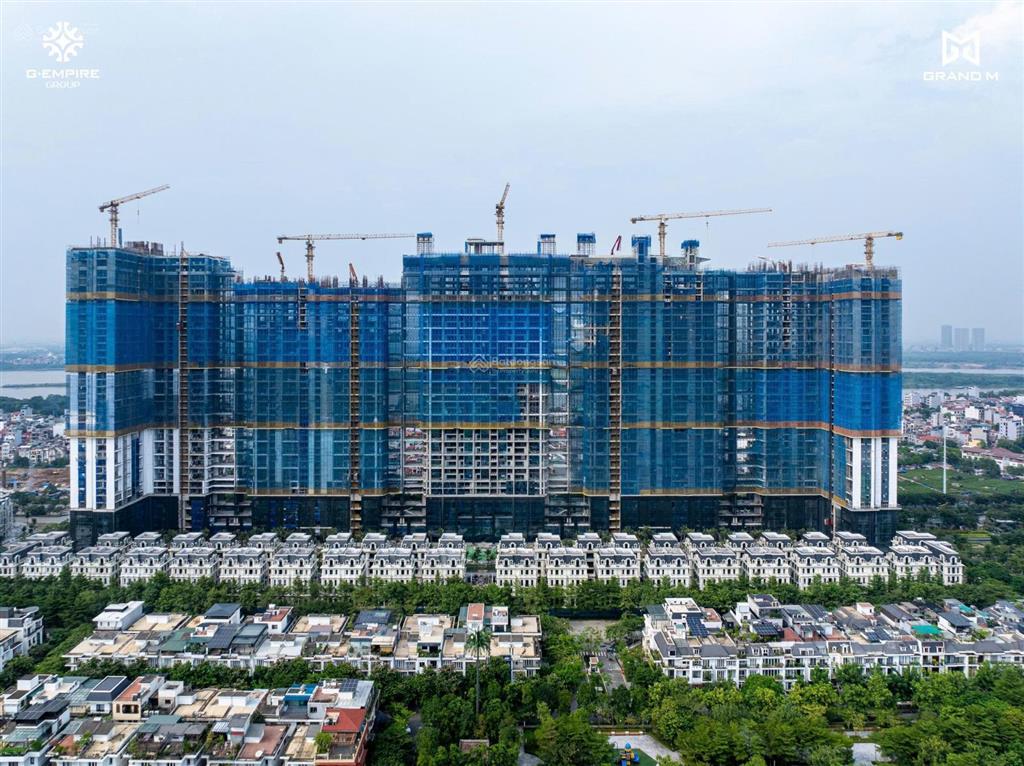 Gia đình chuyển công tác cần chuyển nhượng căn duplex noble crystal tây hồ  147m2 giá 17,5 tỷ.