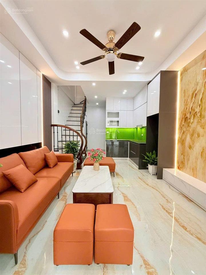 Nhà đẹp thuỵ phương  gần hv tài chính  dt 33m² x 5 tầng  giá chỉ hơn 5 tỷ