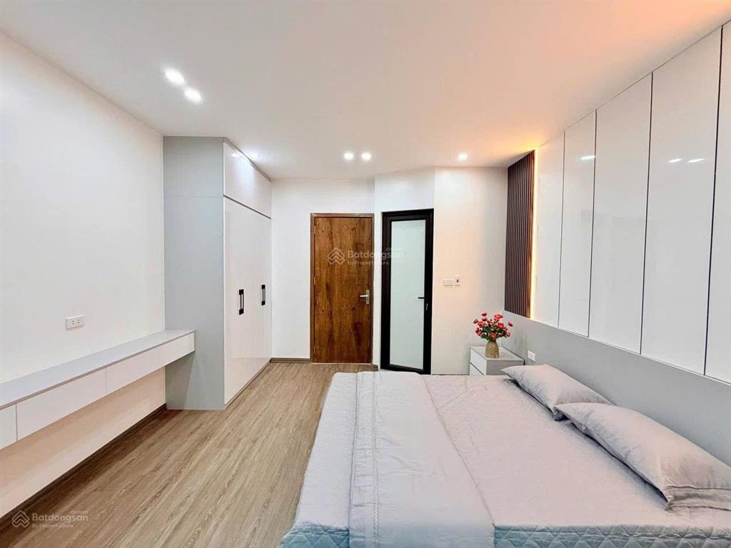 Nhà đẹp thuỵ phương  gần hv tài chính  dt 33m² x 5 tầng  giá chỉ hơn 5 tỷ