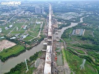 Ra nhanh lô gốc 126m2 ngay mt đường nguyễn văn linh gần chợ đầu mối, giá ưu đãi 26tr/m2  shr