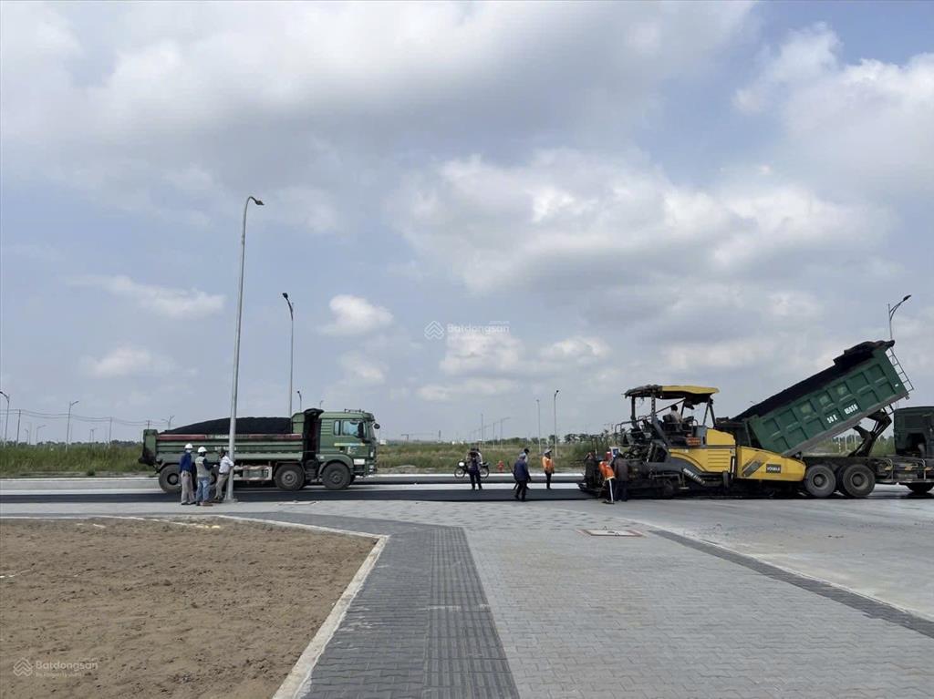 Đón sóng hạ tầng vđ3  lô đất 90m2 ngay mt trần đại nghĩa, đầu tư thông minh chỉ với 668tr nhận nền