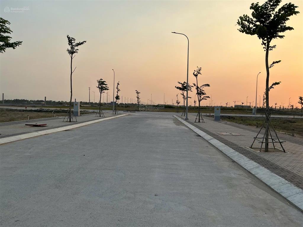 Đón sóng hạ tầng vđ3  lô đất 90m2 ngay mt trần đại nghĩa, đầu tư thông minh chỉ với 668tr nhận nền