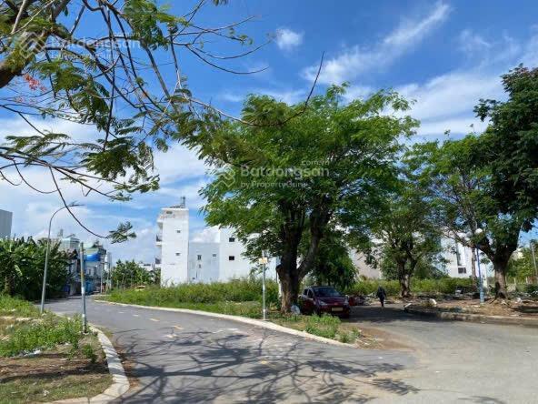 Đất chất tại kdc đồng bộ  ra nhanh lô 120m2 ngay mt nguyễn văn tạo giá chỉ 3 tỷ nhận nền