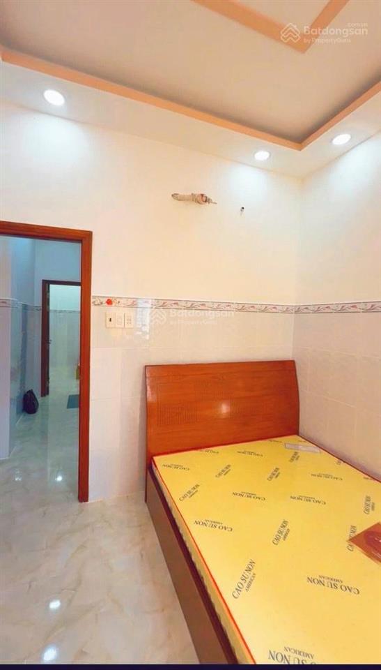 Cần bán gấp nhà mặt phố 30m2,khu vành đai bình phú,chỉ 6,8 tỷ