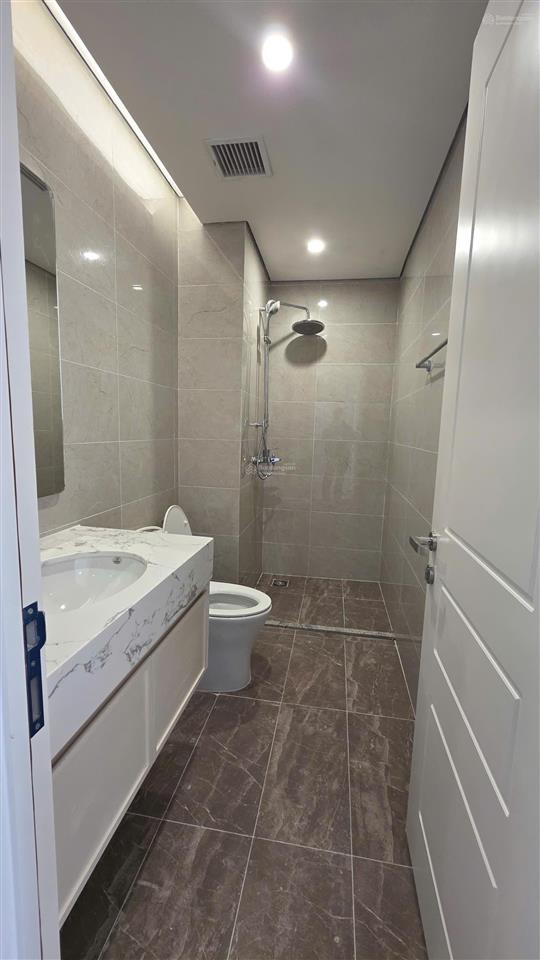 Cho thuê shophouse, phân khu kinh đô, khu đô thị vinhome royal island, vũ yên, hải phòng.