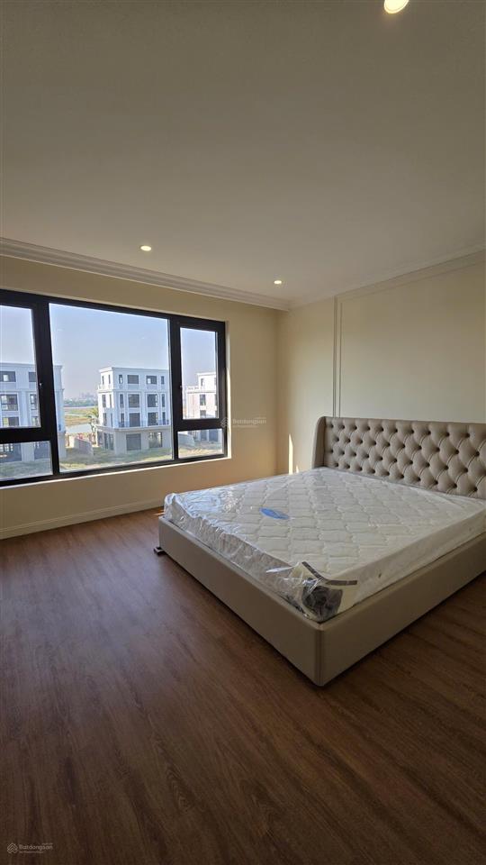 Cho thuê shophouse, phân khu kinh đô, khu đô thị vinhome royal island, vũ yên, hải phòng.